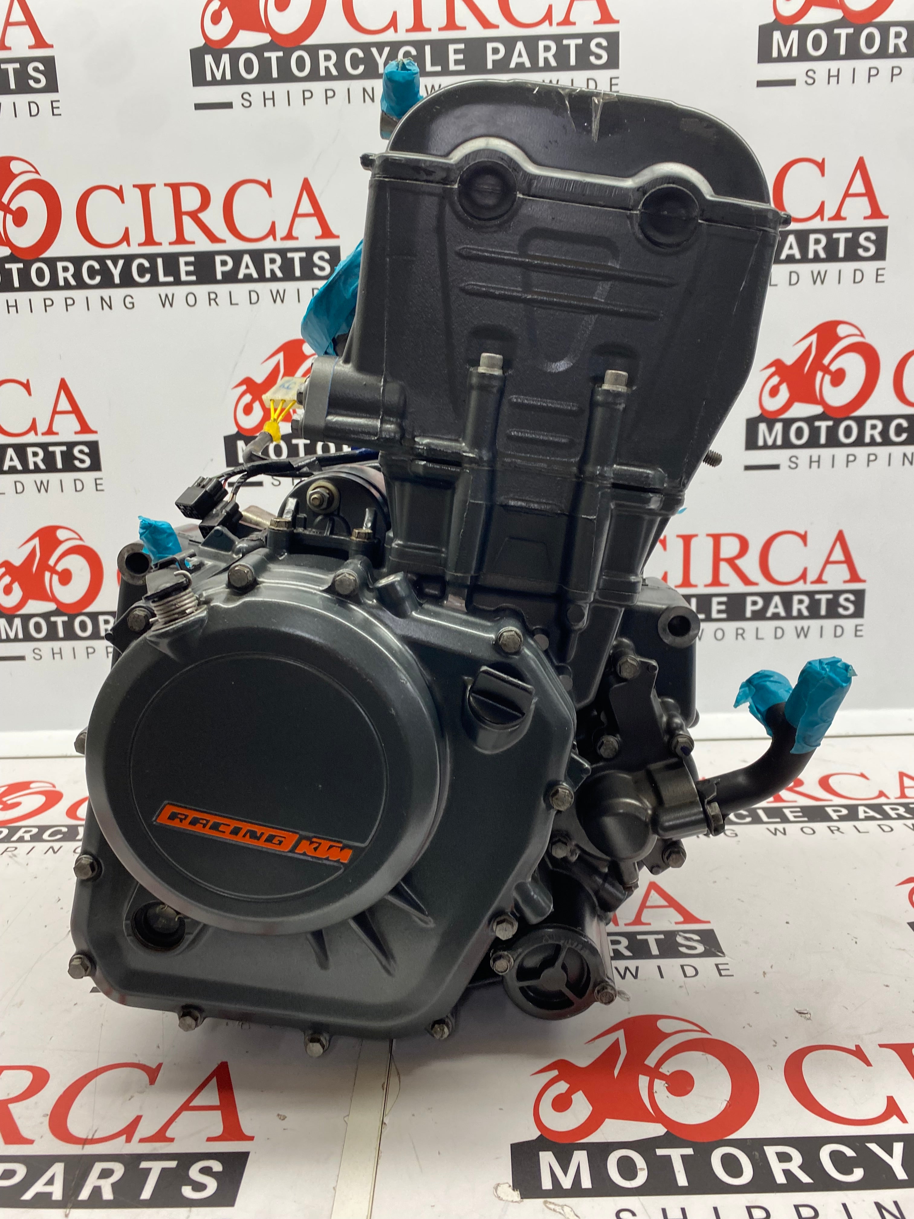 Motorcycle Duke Engine KTM 390 DUKE COMPLETE ENGINE | Circa Motorcycle Parts