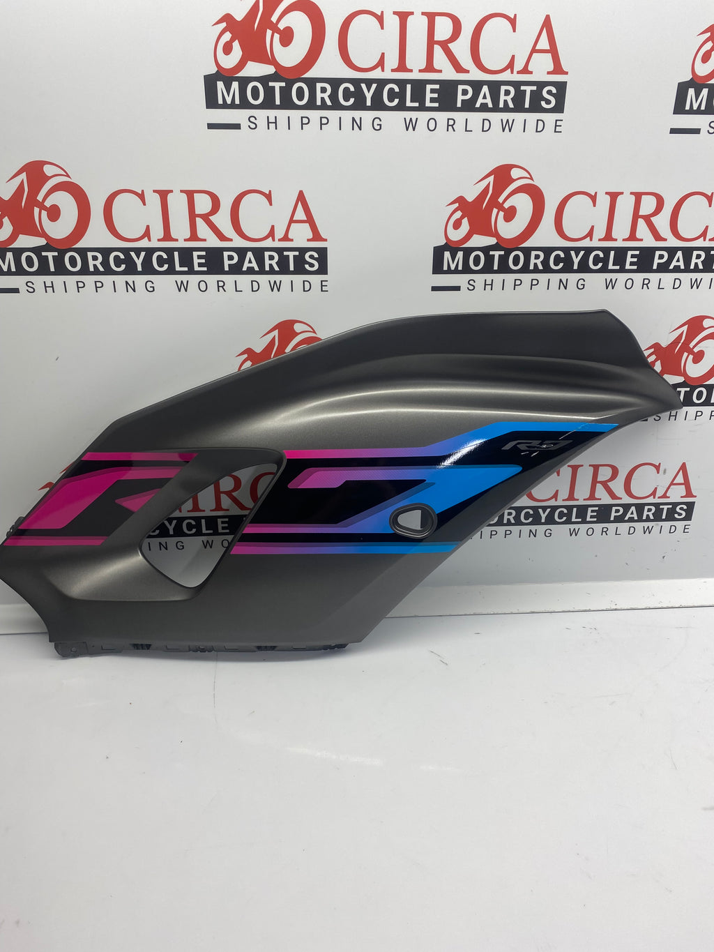 ヤマハR7 サイドパネルアセンブリ1 BEB-W283U-20-GE 新品 Webike