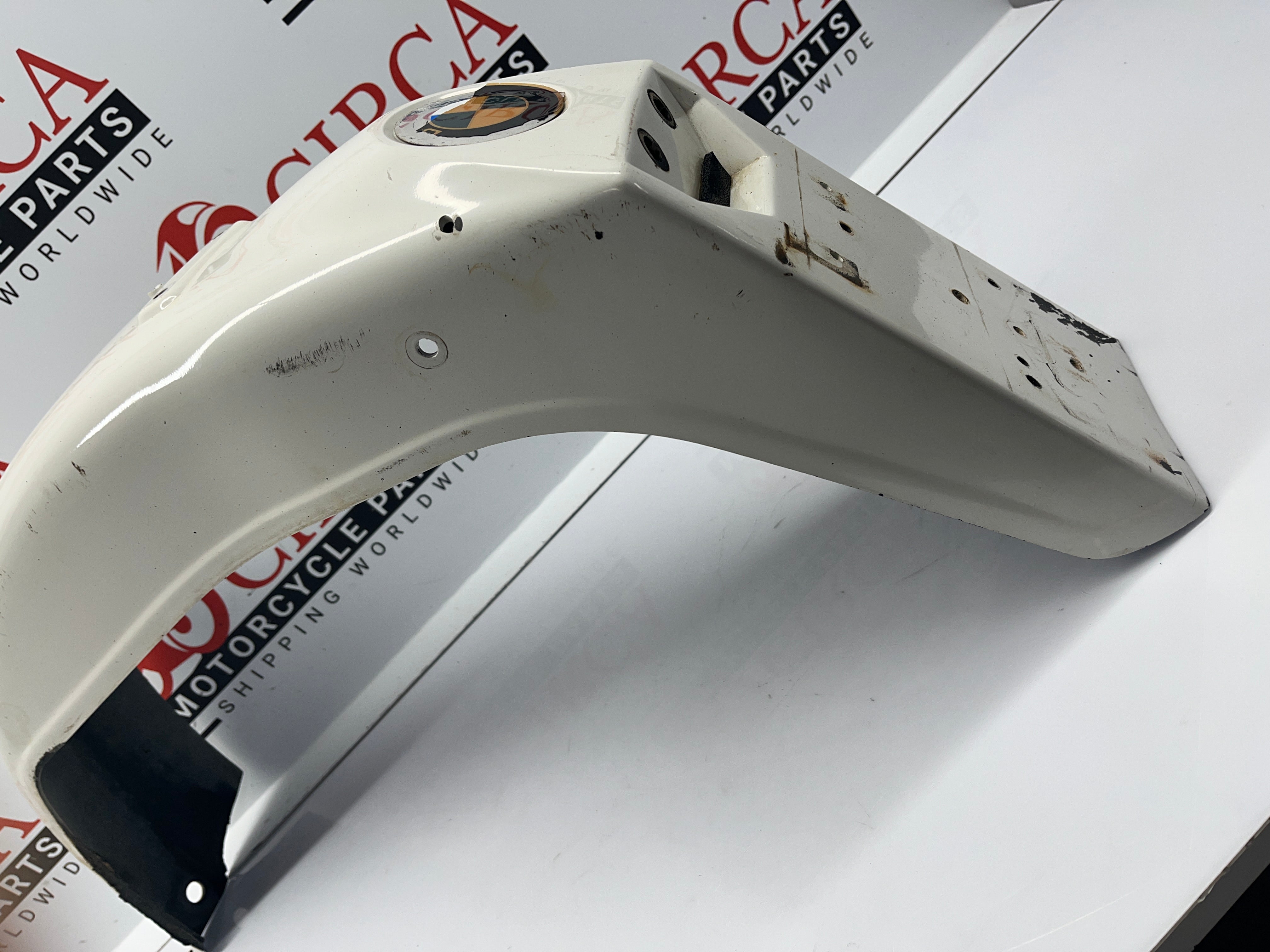 BMW R100 GS rear mud guard white 46621456319 | Circa Motorcycle Parts