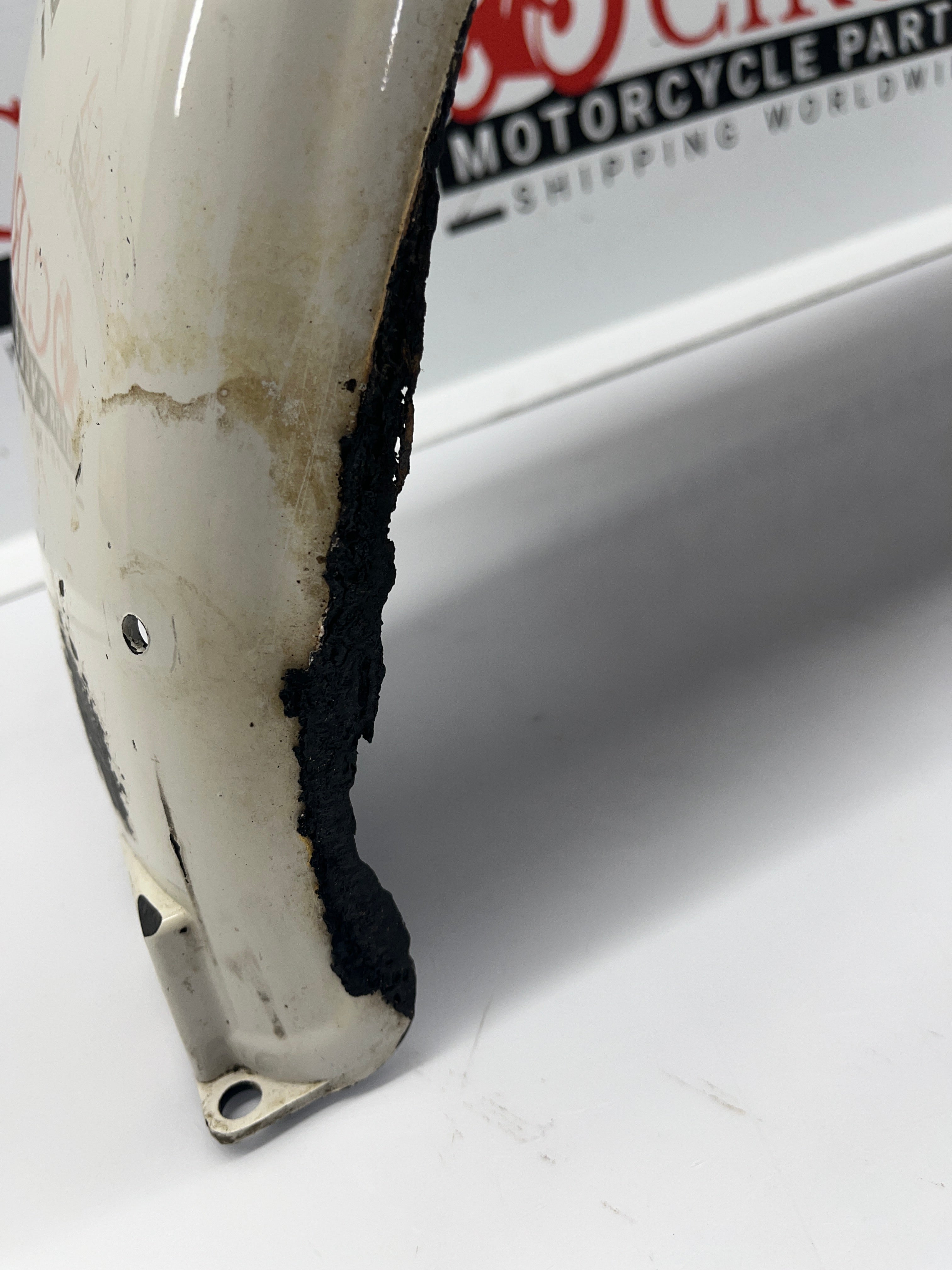 BMW R100 GS rear mud guard white 46621456319 | Circa Motorcycle Parts