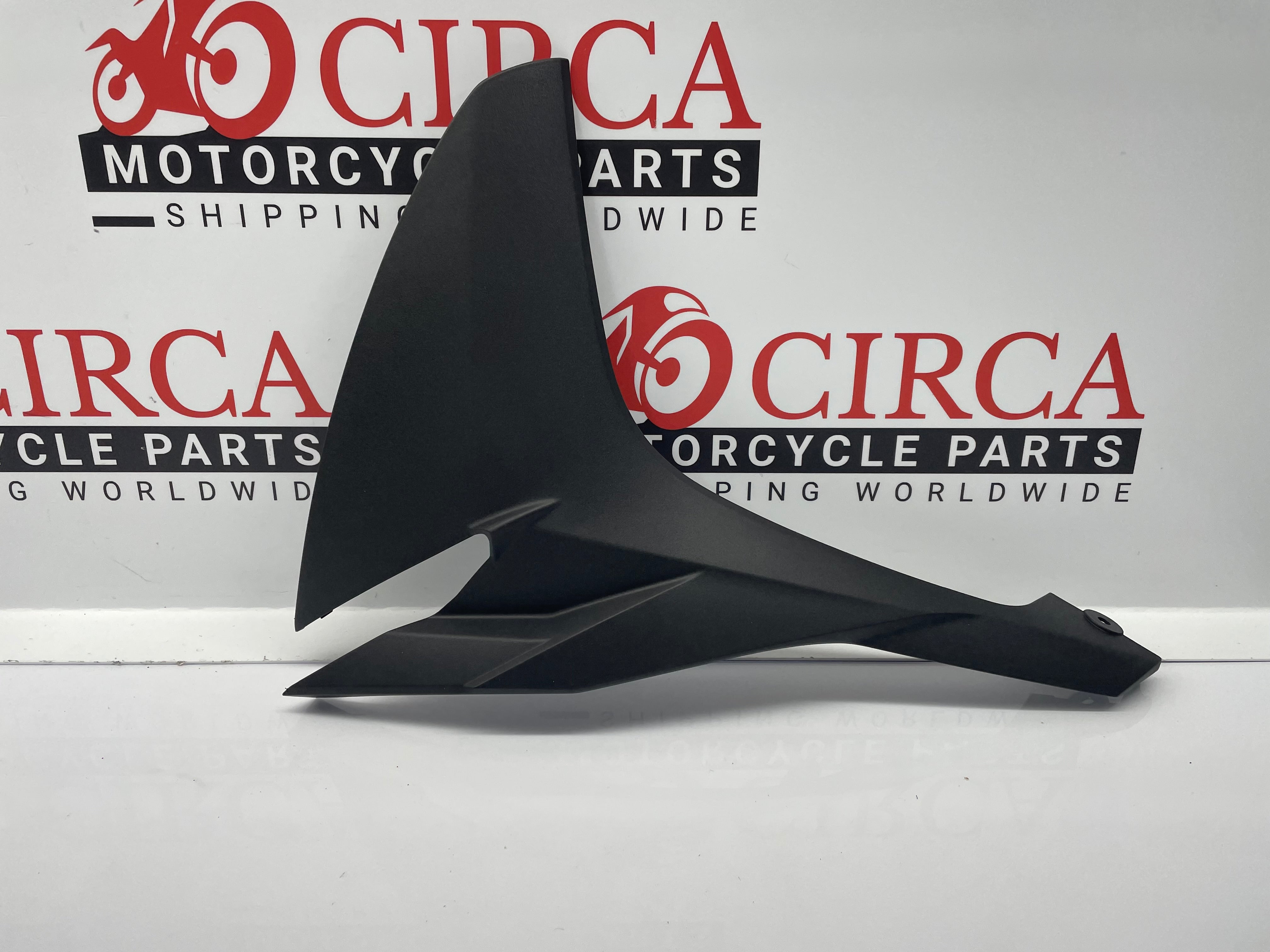 KAWASAKI ZX1000 (Ninja 1000) 17-19 Cowling Slat 01 RH Black