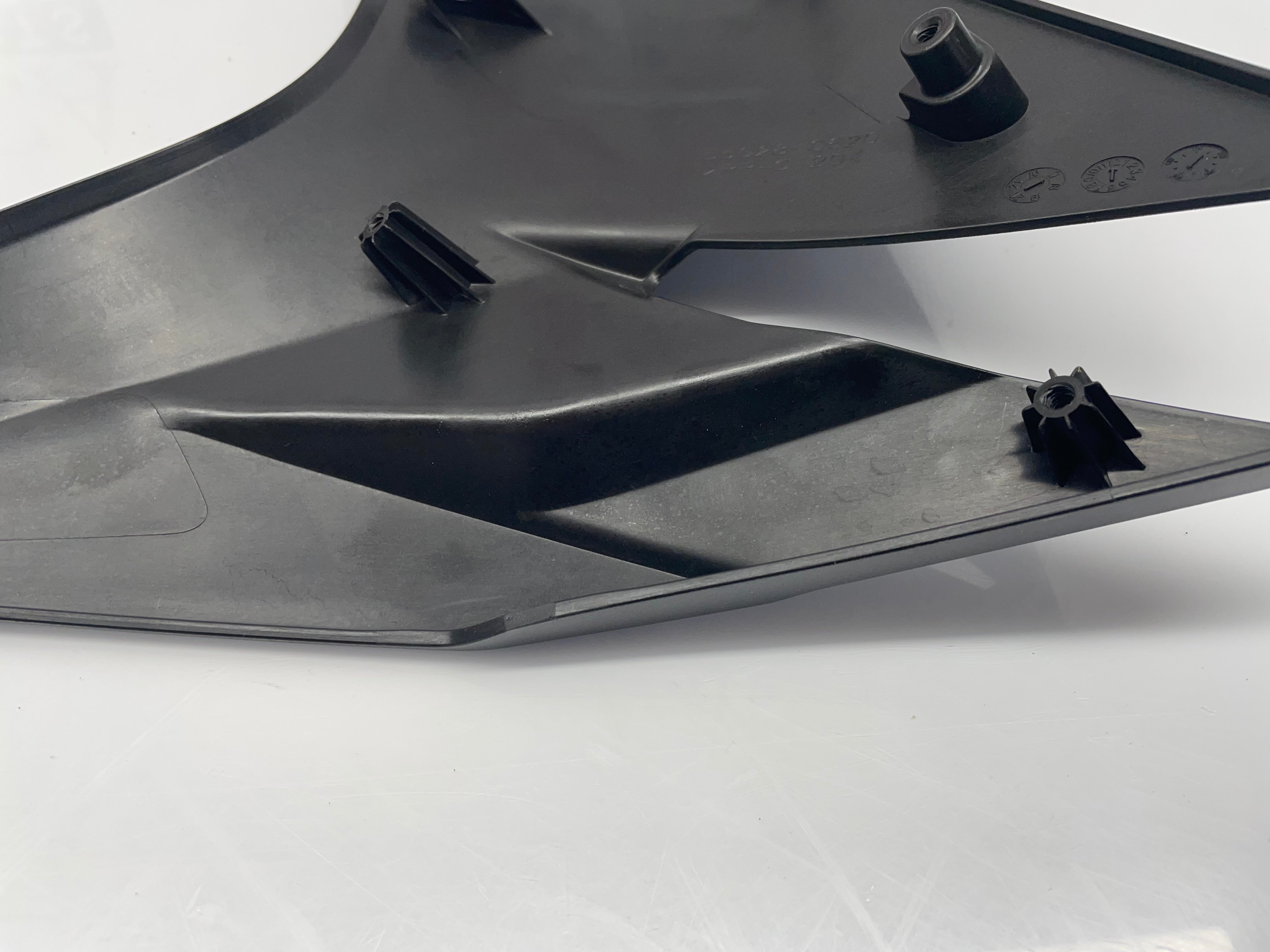 KAWASAKI ZX1000 (Ninja 1000) 17-19 Cowling Slat 01 RH Black