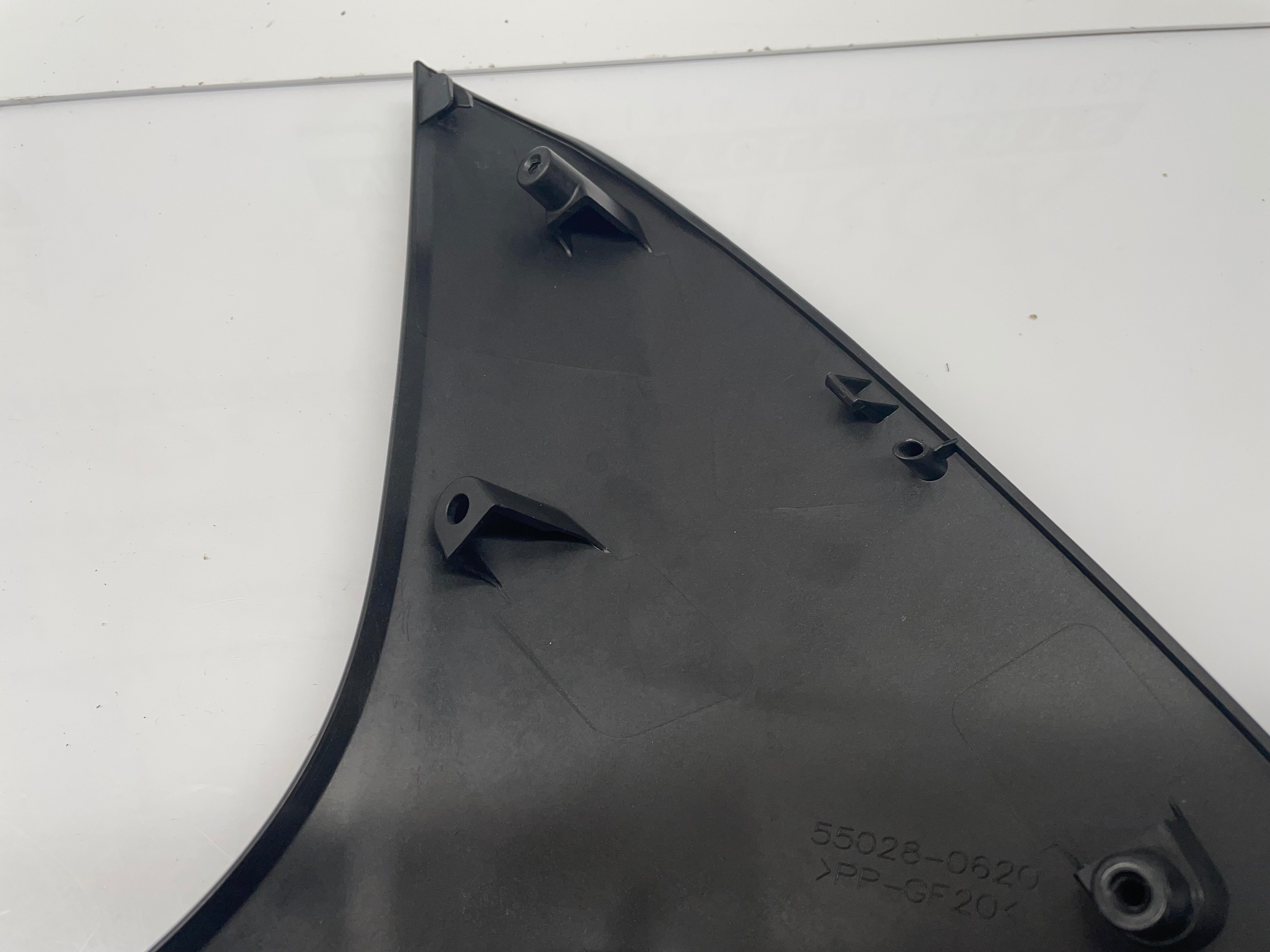KAWASAKI ZX1000 (Ninja 1000) 17-19 Cowling Slat 01 RH Black