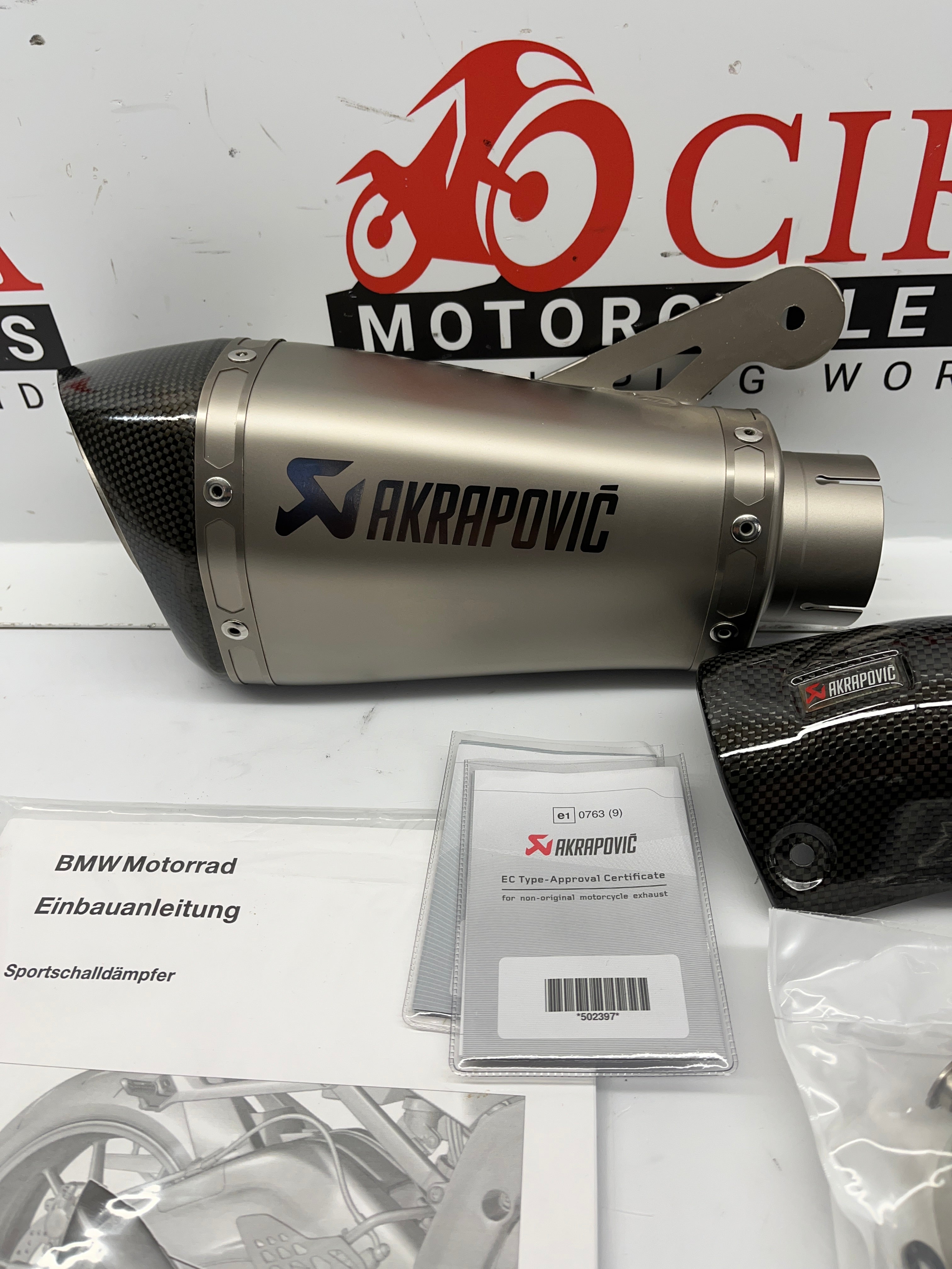 New Genuine BMW HP Akrapovic muffler S1000 R 13-16, S1000 RR 09-14