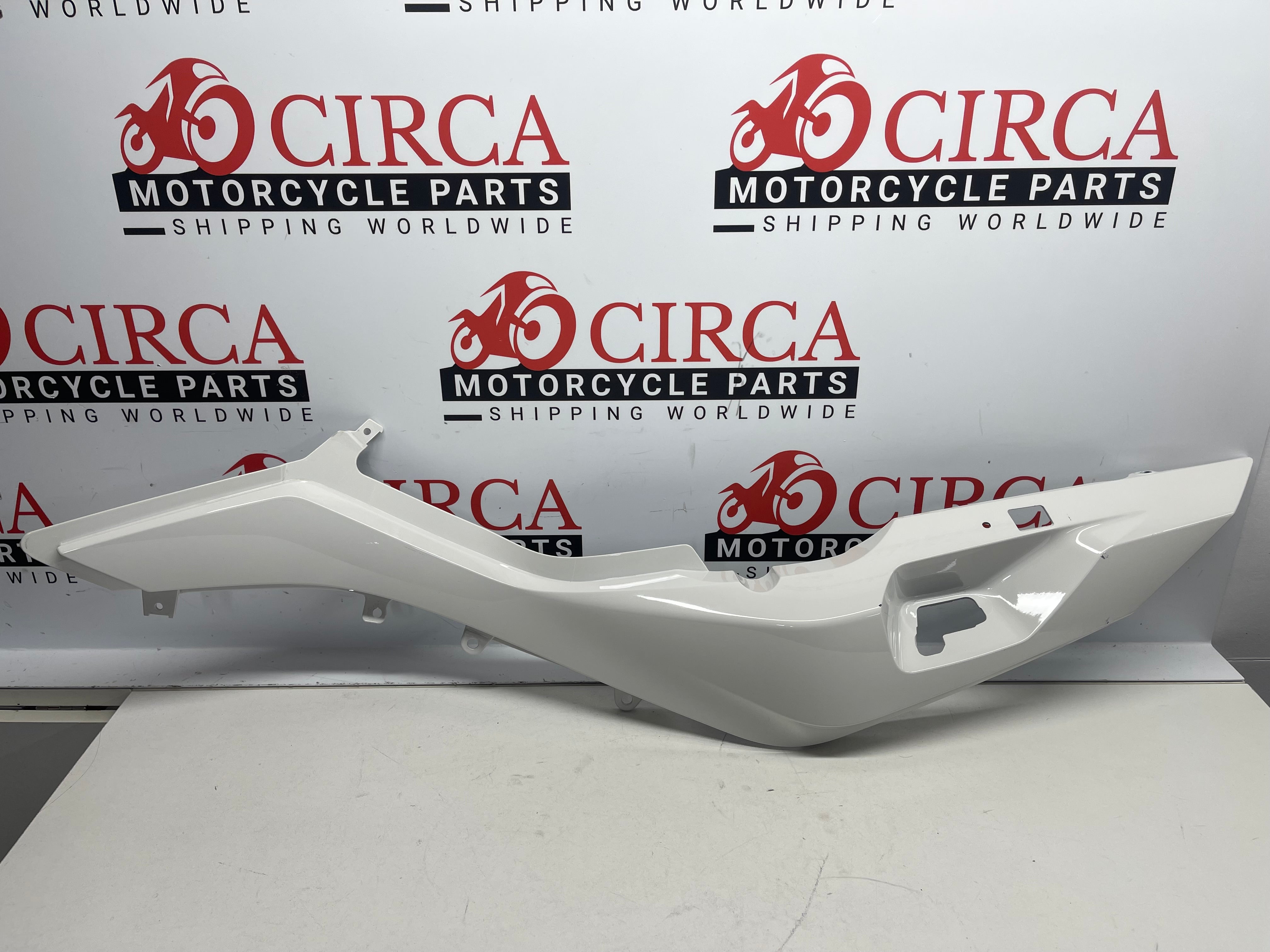 BMW R1250RT 2021-2023 Rear Lateral Part Left Side Fairing White 466315 ...