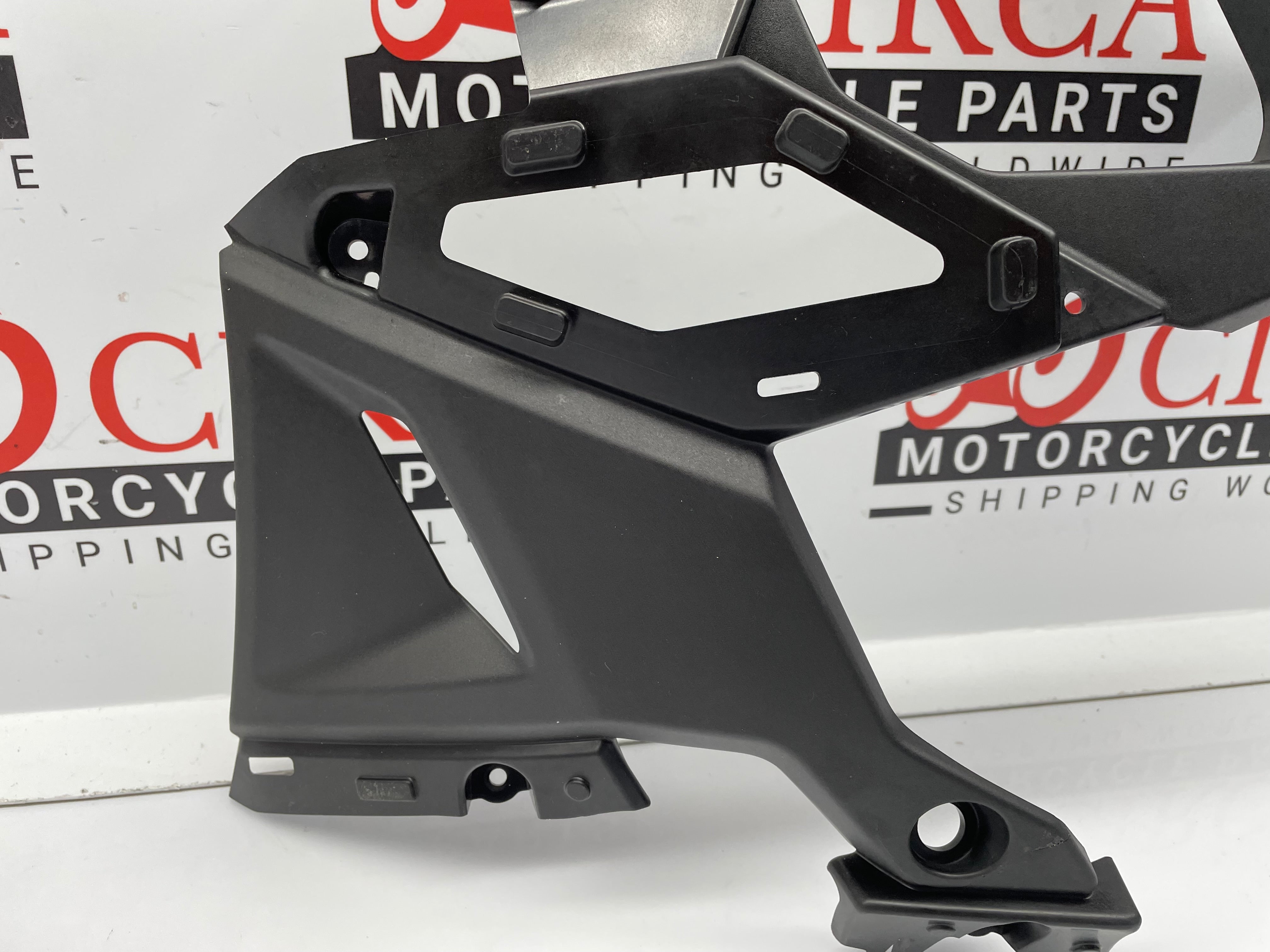 KAWASAKI ZX1002 20-24 Cowling Slat 01 LH 55028-0740 | Circa