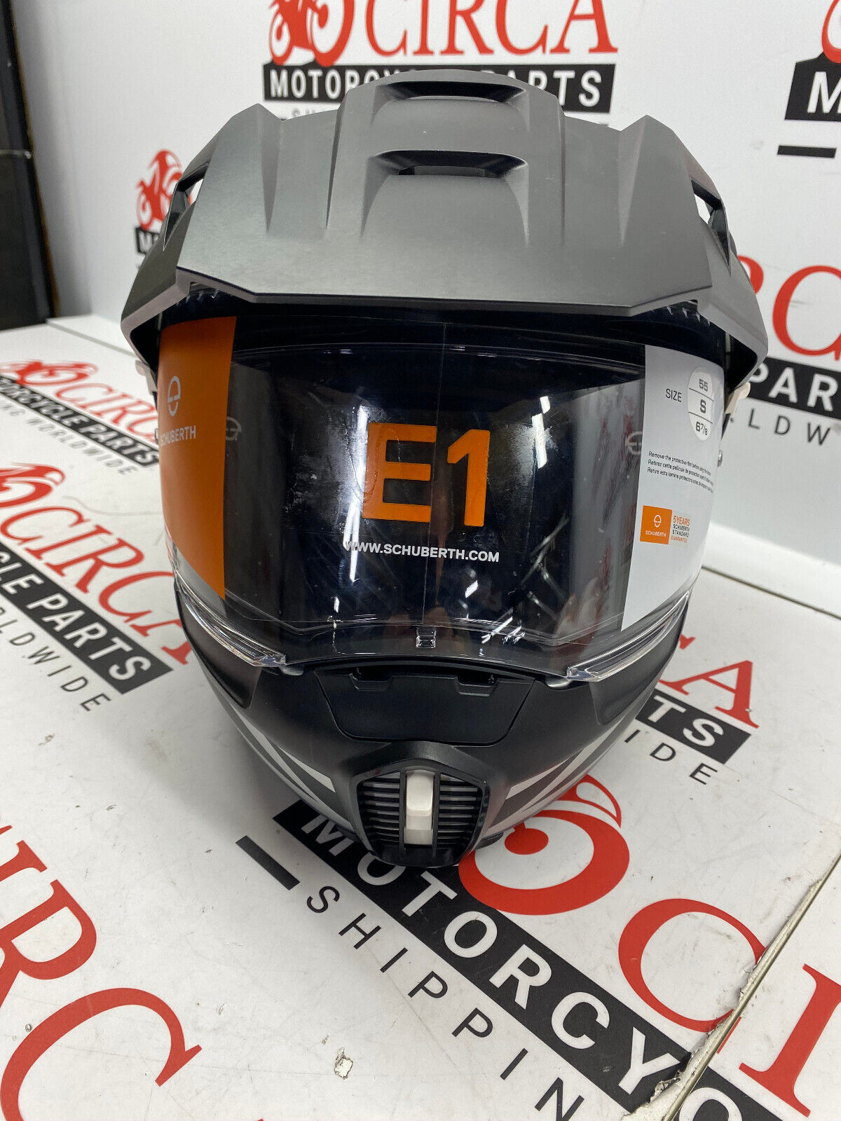 Schuberth e1 best sale rival helmet